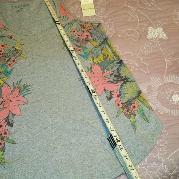 Lucky 🍀 Brand Floral  ❇️ Tank - Picture 8 of 8